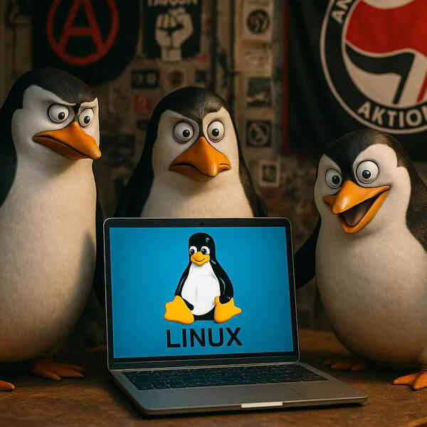 3 Pinguine präsentieren Linux auf einem Laptop.