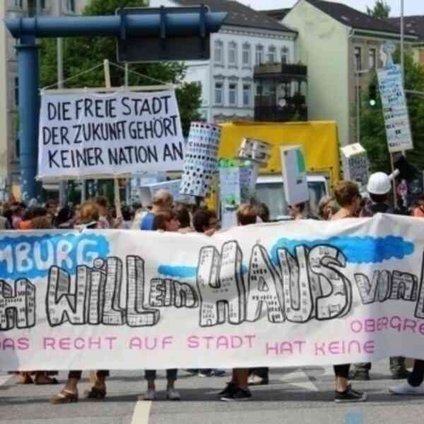 Demonstration des Hamburger Netzwerks Recht auf Stadt