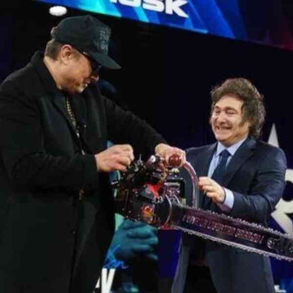 Elon Musk & Javier Milei - Protagonisten des libertären Autoritarismus. Photo: IMAGO / Newscom / AdMedia